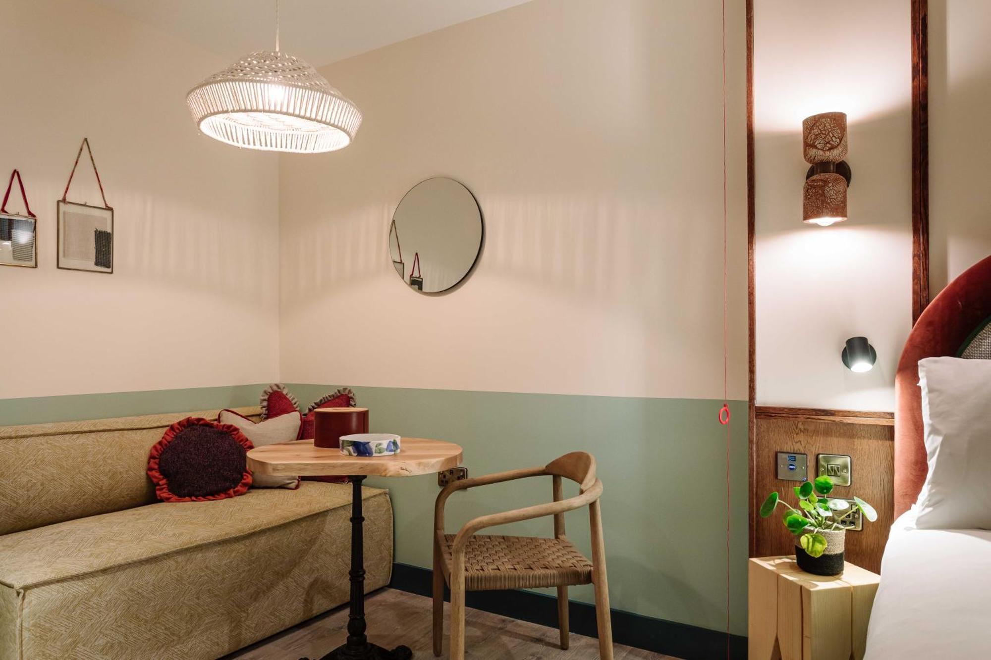 Room2 Belfast Hometel 외부 사진