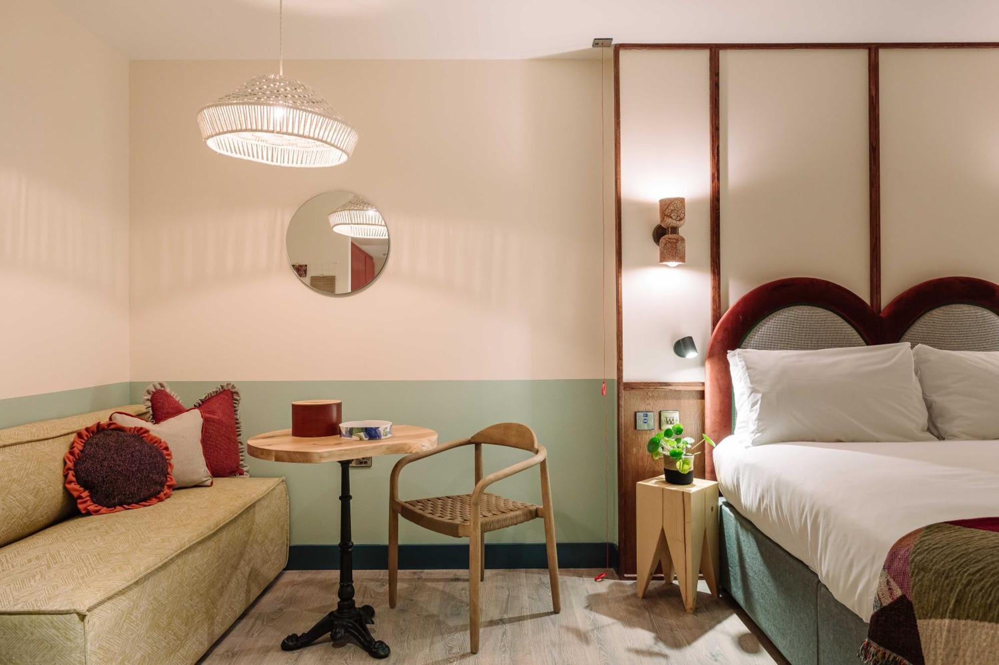 Room2 Belfast Hometel 외부 사진
